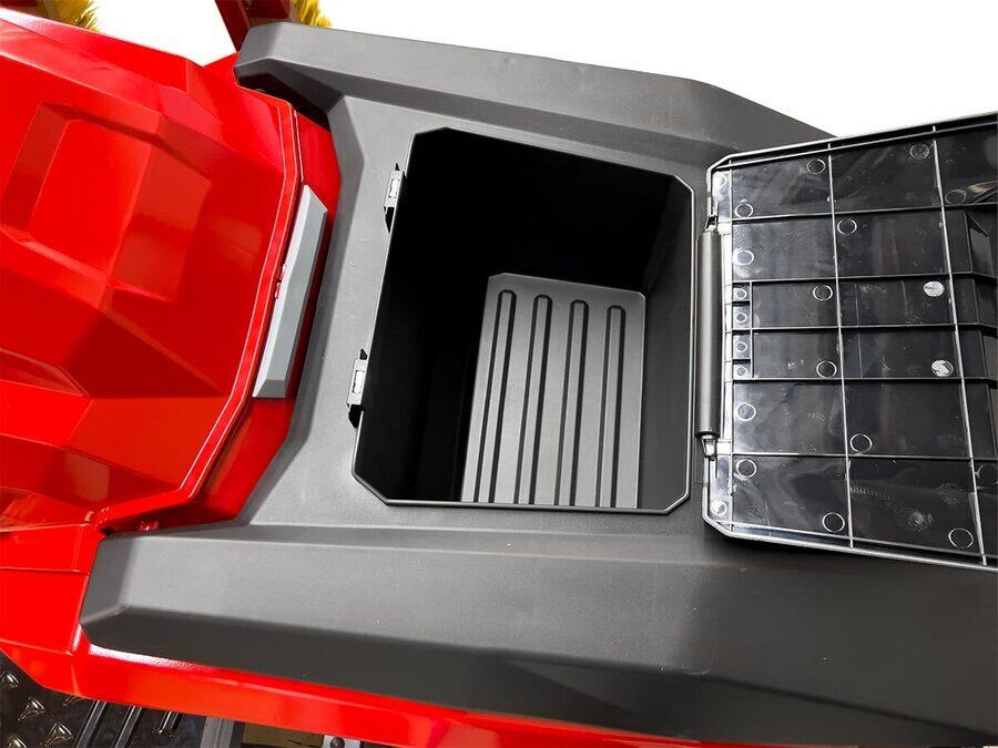 lightbox_IMG_7689-Detail-Storage