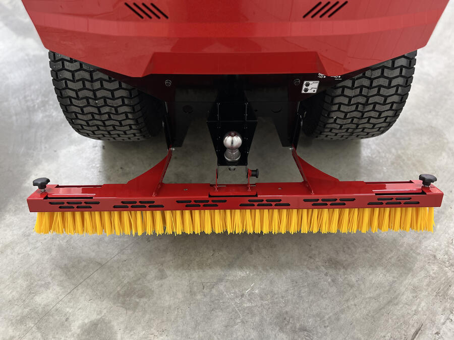 lightbox_TB1-Detail-Dragbrush(2) (1)